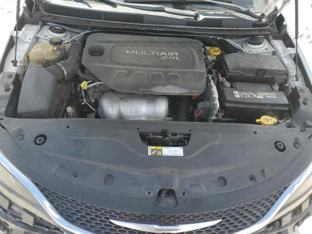 Photo 11 from auction – 2015 CHRYSLER 200 LIMITE with VIN 1C3CCCAB6FN722689