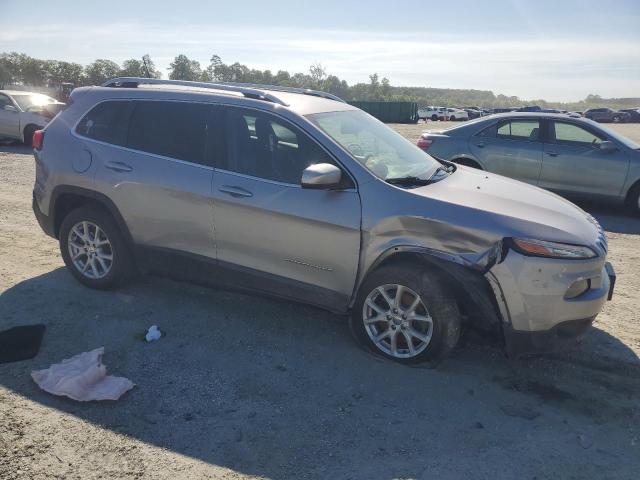 Photo 4 from auction – 2018 JEEP CHEROKEE LATITUDE with VIN 1C4PJLCB9JD590512