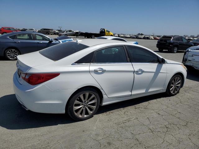 Photo 3 from auction – 2012 HYUNDAI SONATA SE with VIN 5NPEC4AC1CH487133