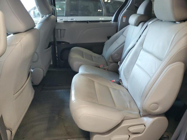 Photo 11 from auction – 2015 TOYOTA SIENNA XLE with VIN 5TDYK3DC6FS685520
