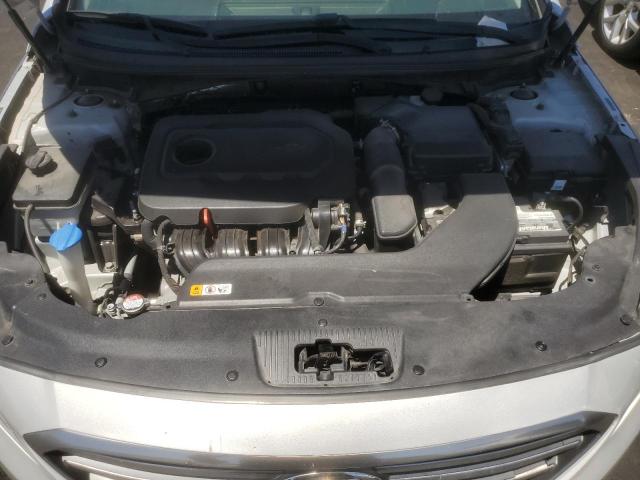Photo 11 from auction – 2017 HYUNDAI SONATA SE with VIN 5NPE24AF6HH483356