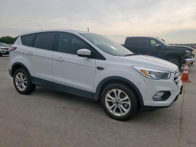 Photo 4 from auction – 2017 FORD ESCAPE SE with VIN 1FMCU0GD1HUC24274