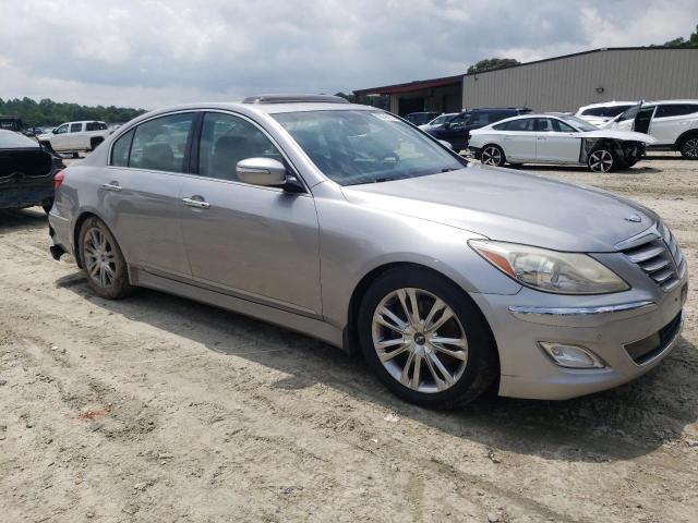 Photo 4 from auction – 2013 HYUNDAI GENESIS with VIN KMHGC4DD4DU233870
