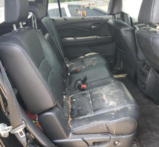 Photo 11 from auction – 2017 HONDA PILOT TOUR with VIN 5FNYF6H92HB104607