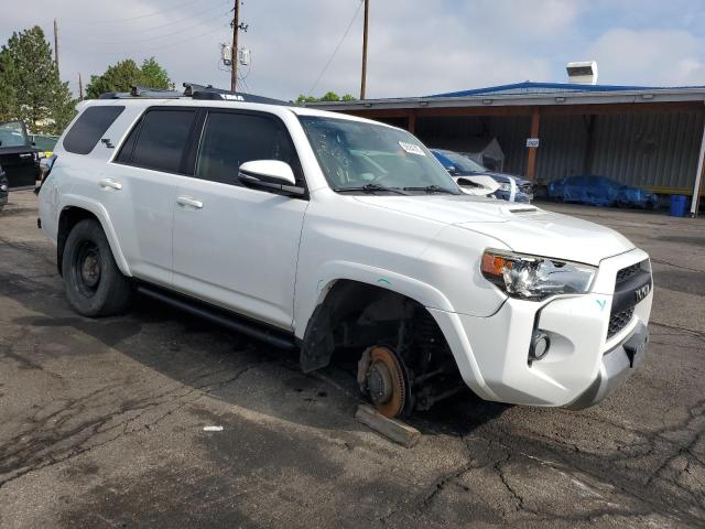 Photo 4 from auction – 2014 TOYOTA 4RUNNER SR with VIN JTEBU5JR1E5160854