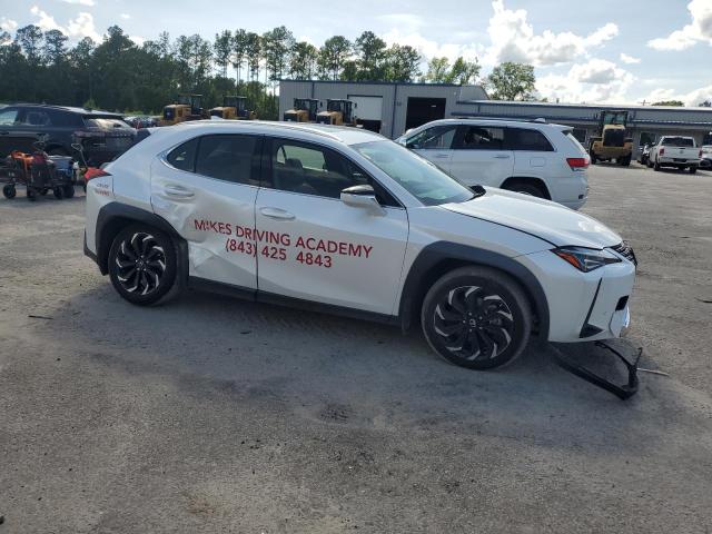 Photo 4 from auction – 2020 LEXUS UX 200 with VIN JTHP3JBH9L2026473