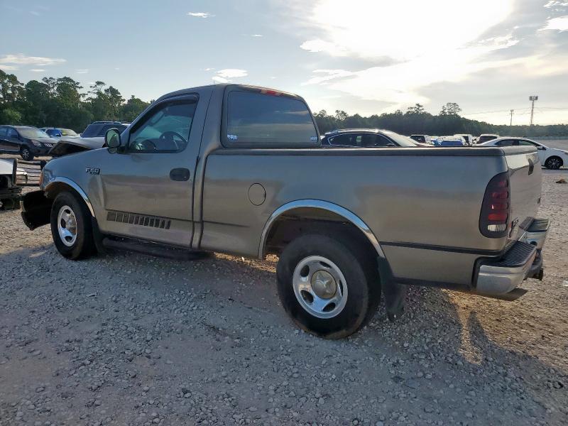 Photo 2 from auction – 2002 FORD F150 with VIN 1FTRF17232NB22280