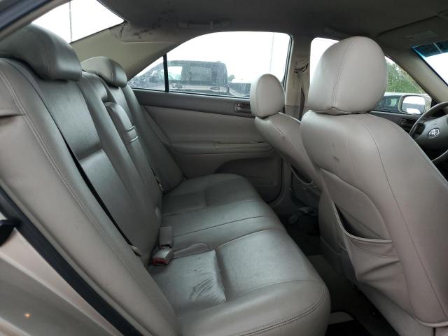 Photo 10 from auction – 2004 TOYOTA 06 BEDLNR with VIN 4T1BF32K34U577056