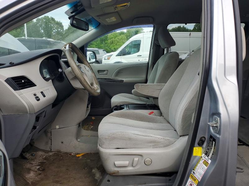 Photo 7 from auction – 2013 TOYOTA SIENNA with VIN 5TDJK3DC7DS055259