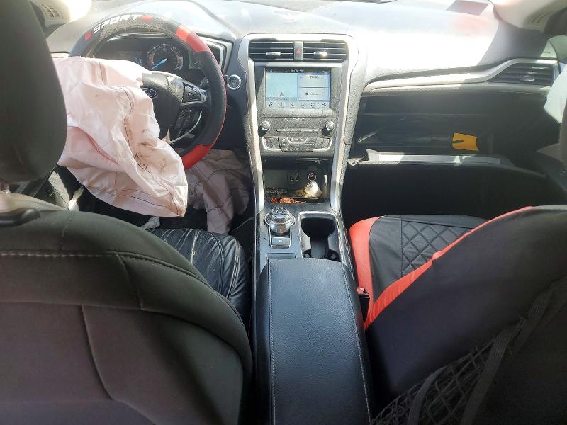 Photo 8 from auction – 2019 FORD FUSION with VIN 3FA6P0LU6KR117997