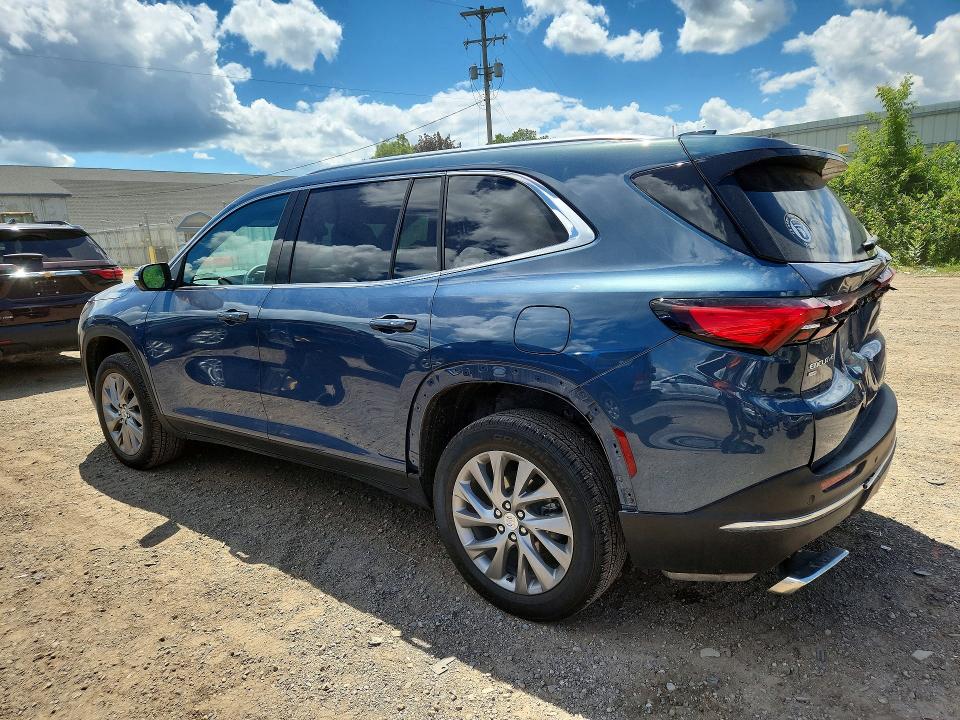 Photo 2 from auction – 2025 BUICK ENCLAVE with VIN 5GAEVARS0SJ116864