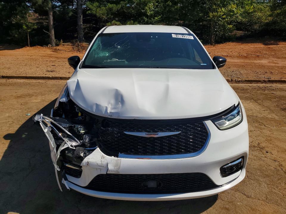 Photo 5 from auction – 2024 CHRYSLER PACIFICA with VIN 2C4RC1FG1RR119428