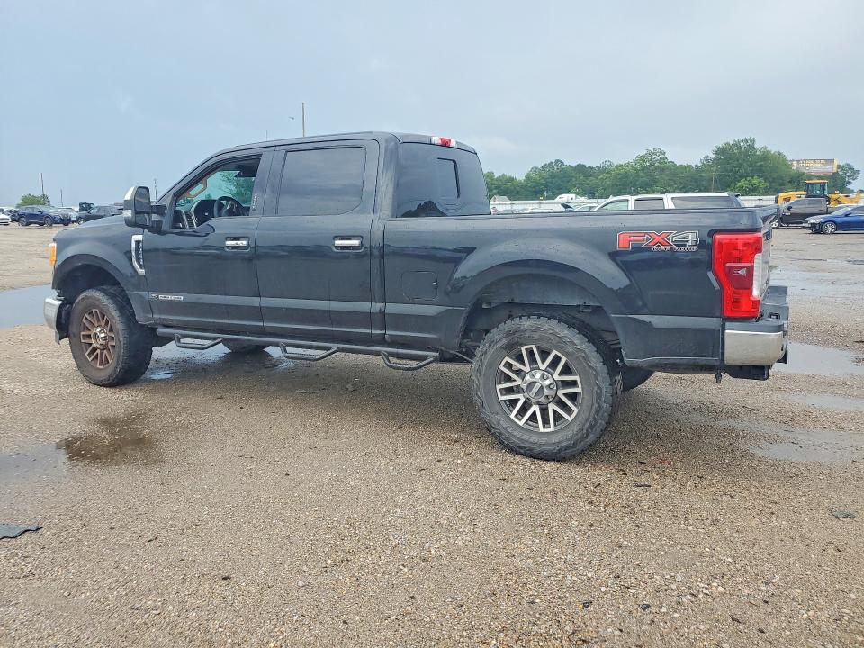 Foto 2 de la subasta – 2017 FORD F250 con VIN 1FT7W2BTXHED29447