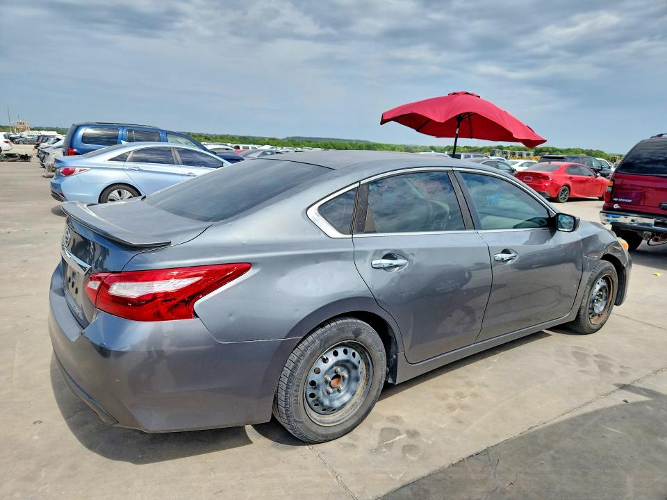 Photo 3 from auction – 2016 NISSAN ALTIMA with VIN 1N4AL3AP5GN304968