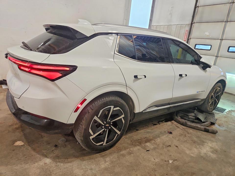 Photo 3 from auction – 2024 CHEVROLET EQUINOX with VIN 3GN7DLRP5RS252652