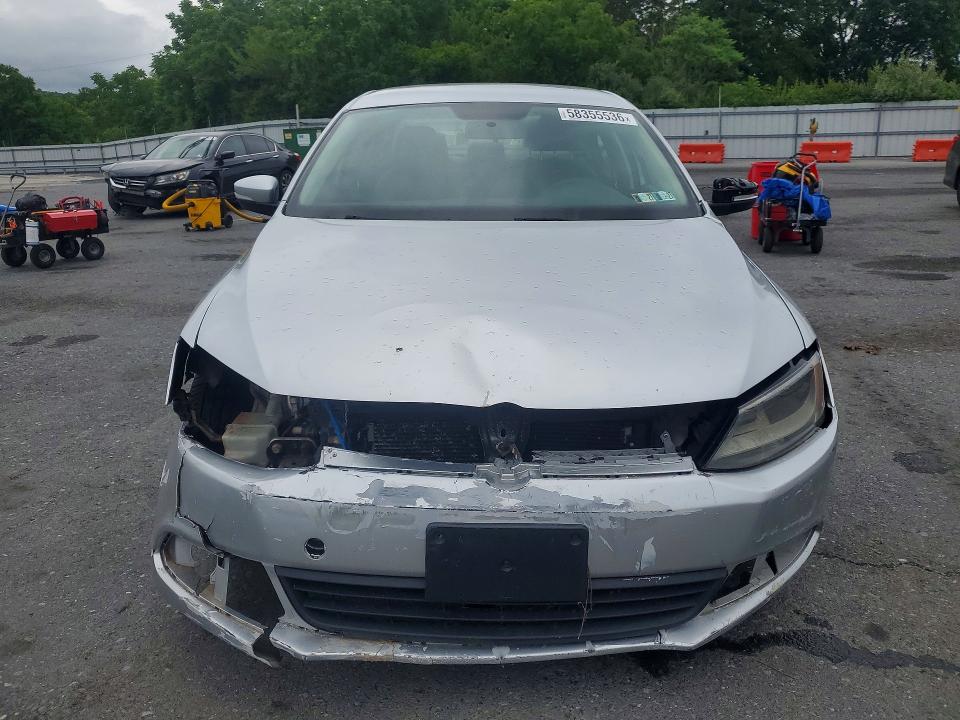 Photo 5 from auction – 2011 VOLKSWAGEN JETTA with VIN 3VWDZ7AJ5BM301299