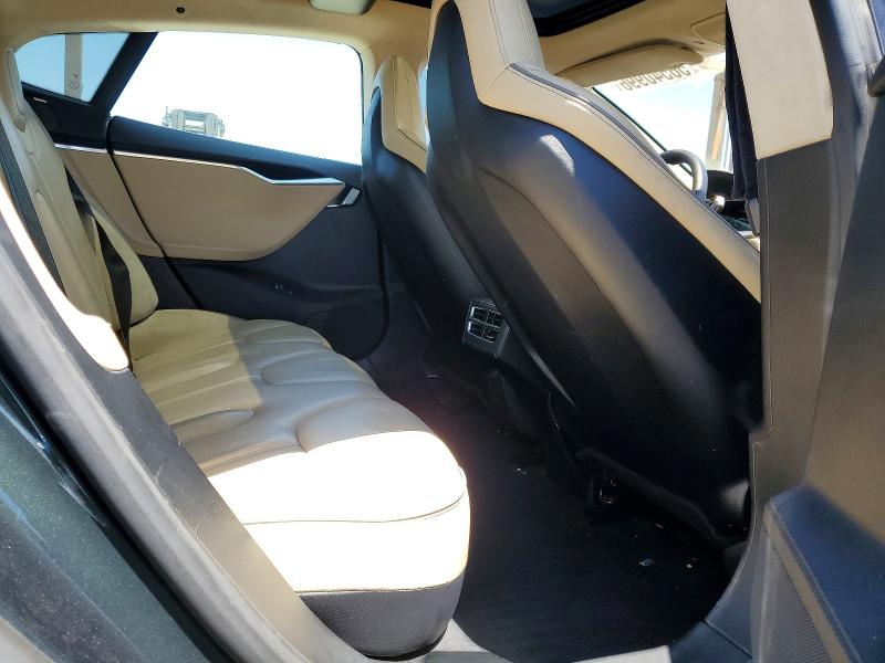Photo 10 from auction – 2013 TESLA MODEL S with VIN 5YJSA1CP2DFP08231