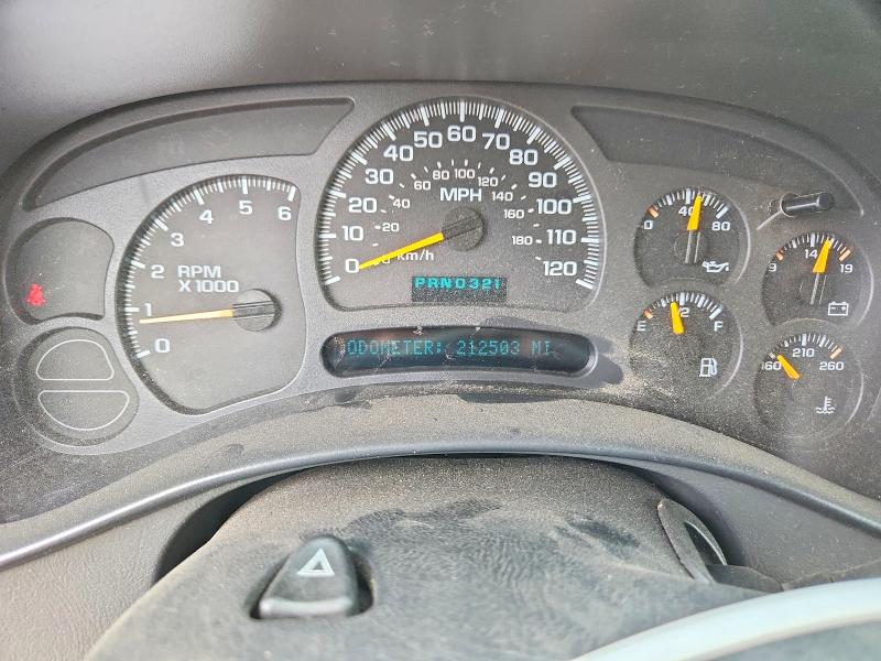 Photo 9 from auction – 2004 CHEVROLET SILVERADO with VIN 1GCEK19T14E128372