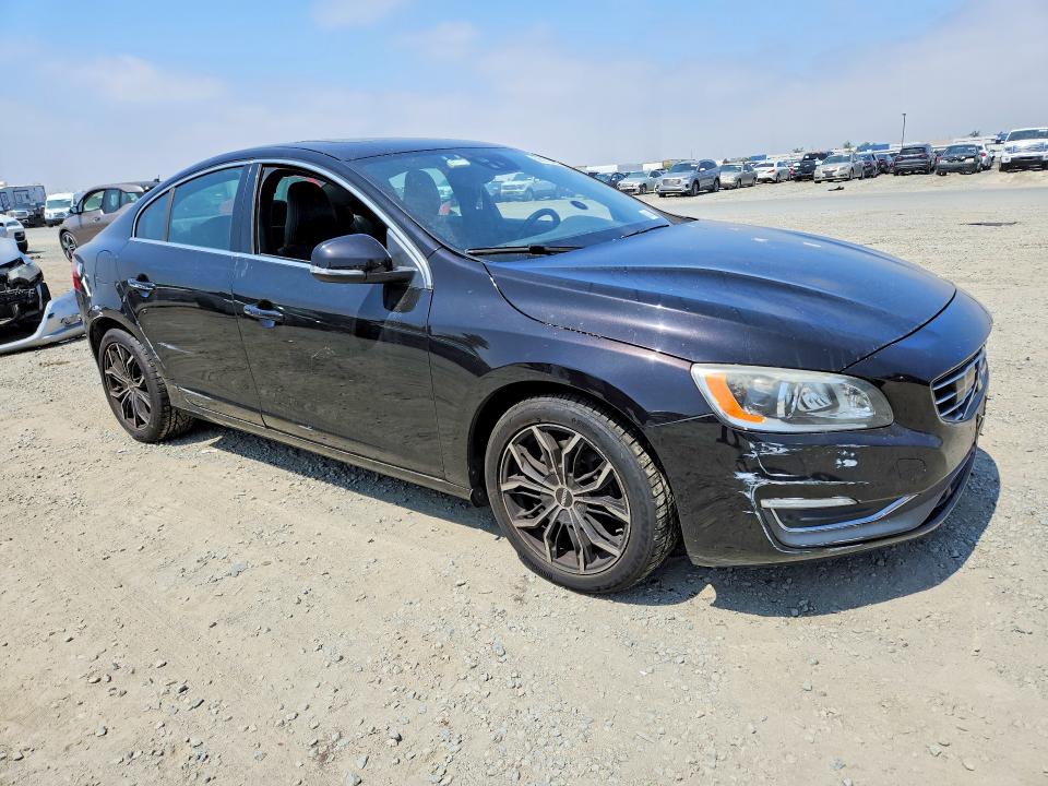 Photo 4 from auction – 2015 VOLVO S60 with VIN YV149MFM3F1339194