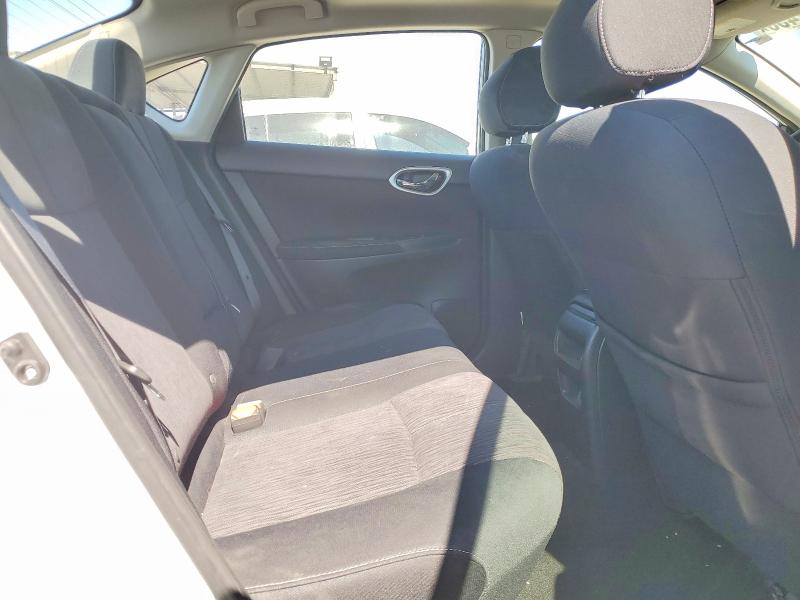 Photo 10 from auction – 2015 NISSAN SENTRA with VIN 3N1AB7AP2FY326757