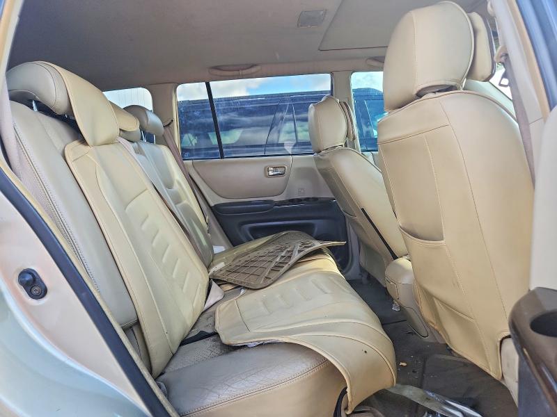 Photo 11 from auction – 2002 TOYOTA HIGHLANDER with VIN JTEGF21AX20032937
