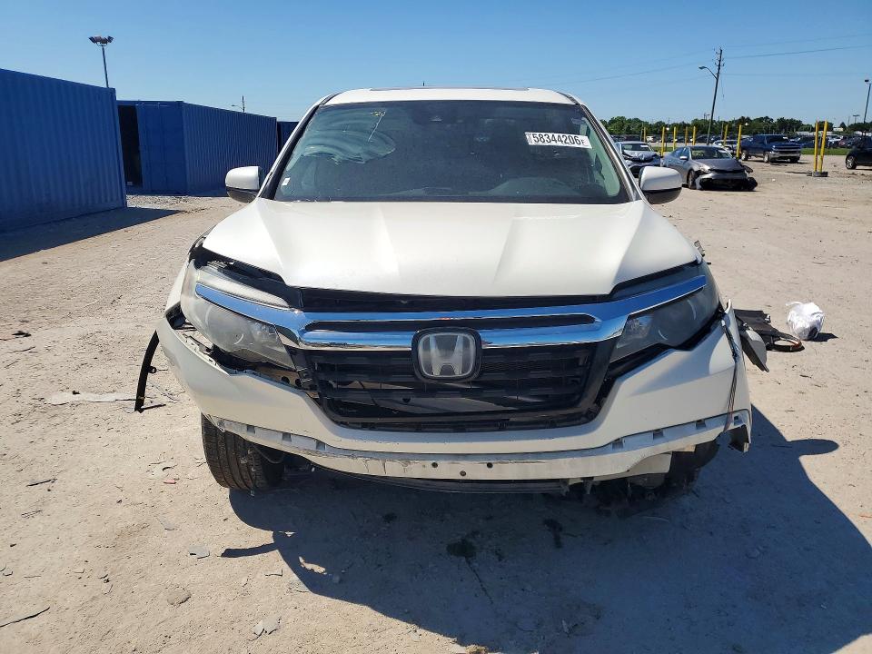 Photo 5 from auction – 2019 HONDA RIDGELINE with VIN 5FPYK3F74KB035834