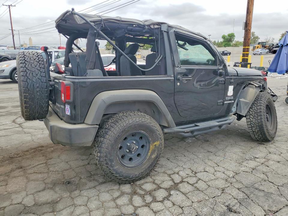 Foto 3 de la subasta – 2012 JEEP WRANGLER con VIN 1C4AJWAG2CL151862