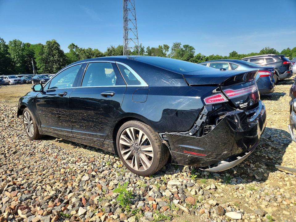 Photo 2 from auction – 2017 LINCOLN MKZ with VIN 3LN6L5F97HR662444