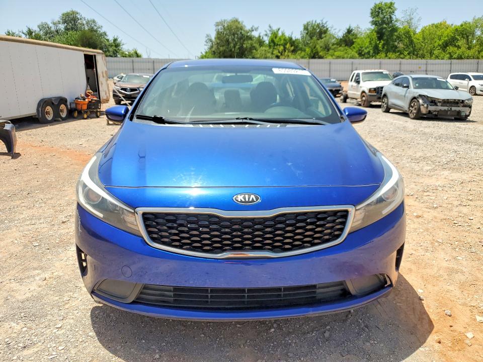 Photo 5 from auction – 2018 KIA FORTE with VIN 3KPFL4A77JE241972