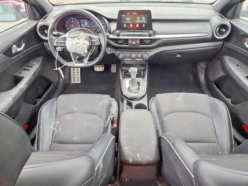 Photo 8 from auction – 2021 KIA FORTE with VIN 3KPF34AD0ME398916