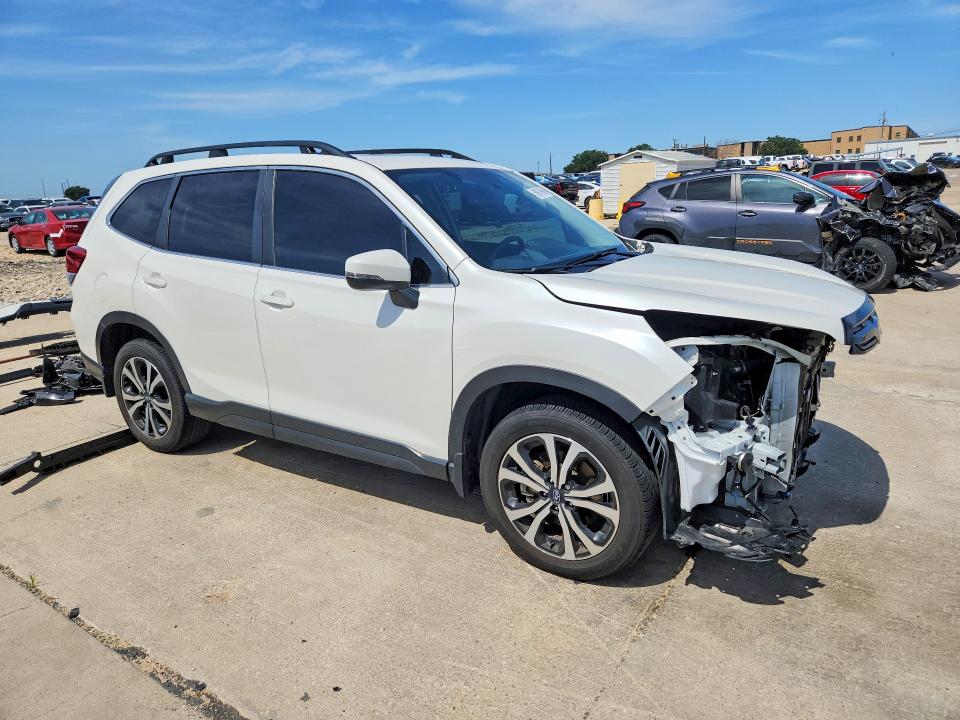 Photo 4 from auction – 2024 SUBARU FORESTER with VIN JF2SKALC7RH482514