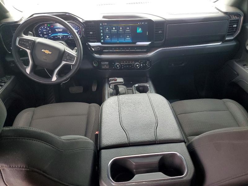 Photo 8 from auction – 2025 CHEVROLET SILVERADO with VIN 1GCUKDE89SZ319655