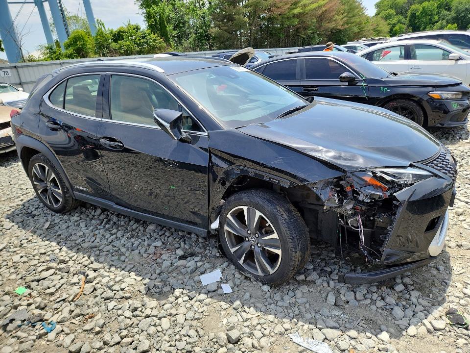 Zdjęcie 4 z aukcji – 2019 LEXUS UX z VIN JTHU9JBH5K2003546