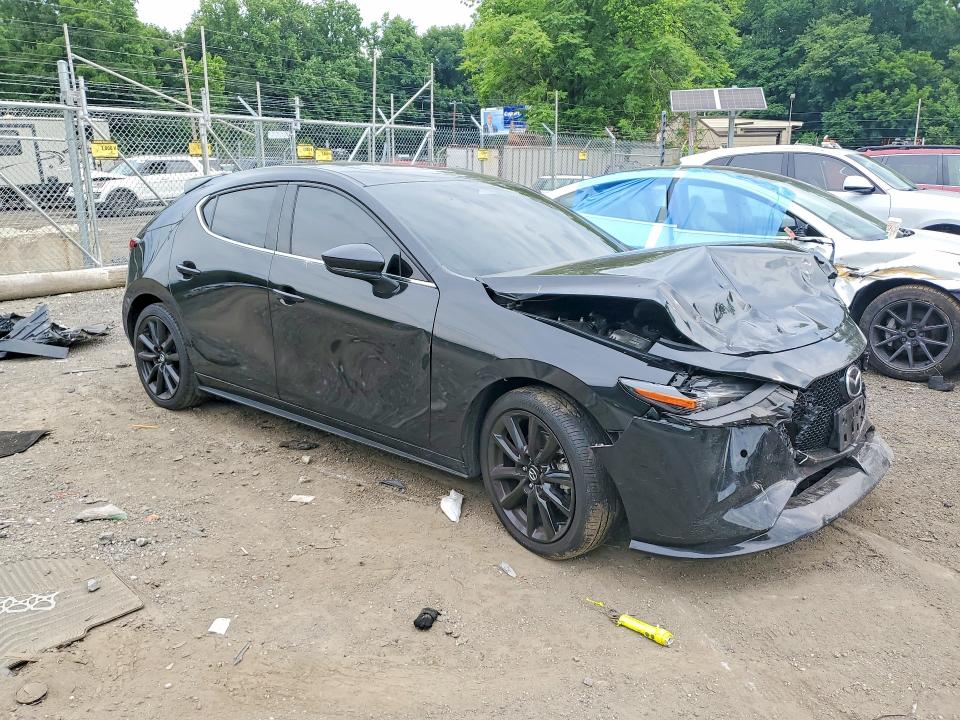 Photo 4 from auction – 2024 MAZDA 3 with VIN JM1BPBNY2R1704335