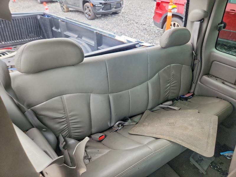 Photo 10 from auction – 2000 CHEVROLET SILVERADO with VIN 2GCEK19T9Y1300025