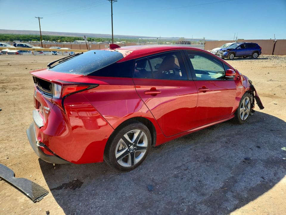 Photo 3 from auction – 2021 TOYOTA PRIUS with VIN JTDKAMFU0M3139718