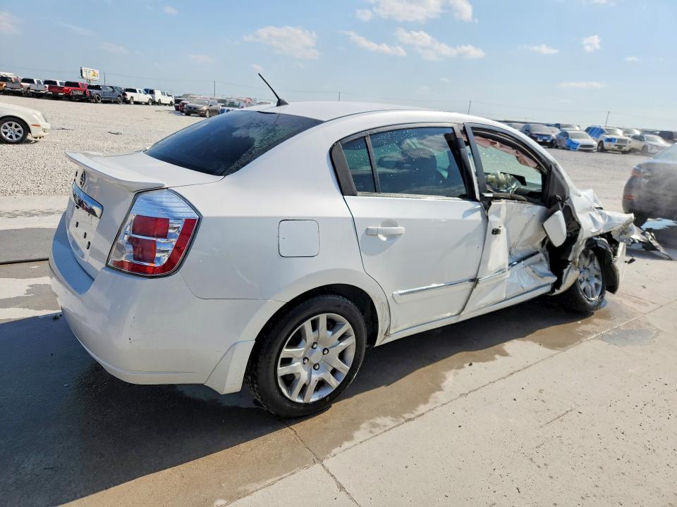 Photo 3 from auction – 2011 NISSAN SENTRA with VIN 3N1AB6AP3BL638197