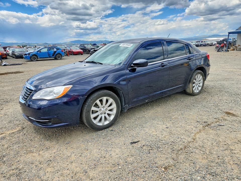 CHRYSLER 200 2013 with VIN 1C3CCBBB5DN612657 - Photo from auction