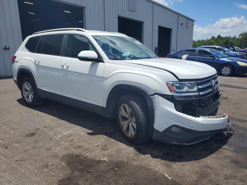 Photo 4 from auction – 2018 VOLKSWAGEN ATLAS with VIN 1V2DR2CA1JC517149