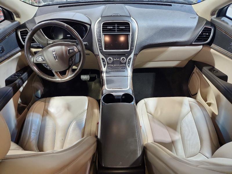 Photo 8 from auction – 2016 LINCOLN MKX with VIN 2LMTJ6KR3GBL32371
