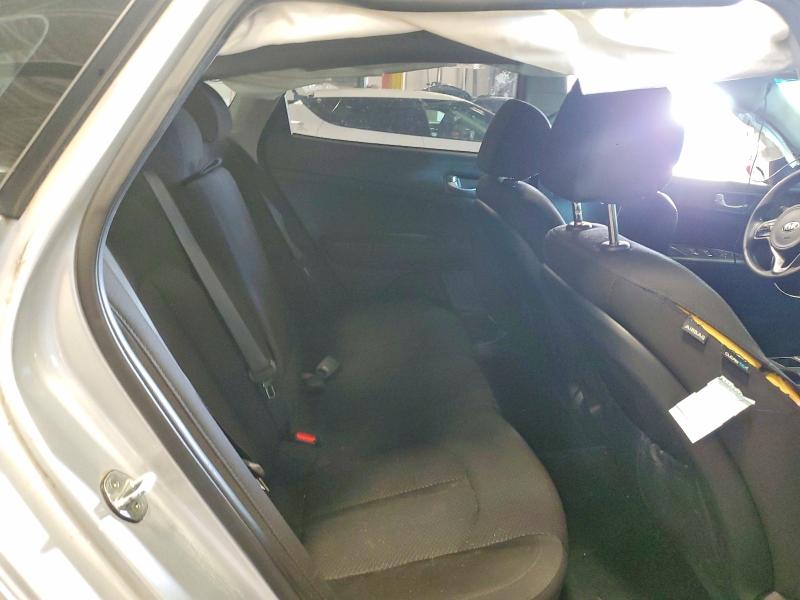 Photo 10 from auction – 2018 KIA OPTIMA with VIN 5XXGT4L32JG248446