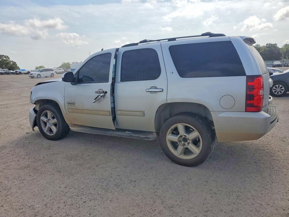 Photo 2 from auction – 2013 CHEVROLET TAHOE with VIN 1GNSCBE0XDR339717