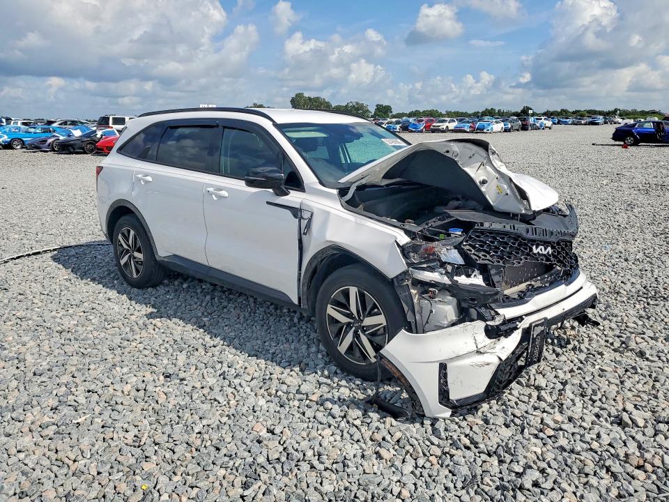 Photo 4 from auction – 2023 KIA SORENTO with VIN 5XYRL4LC7PG213950
