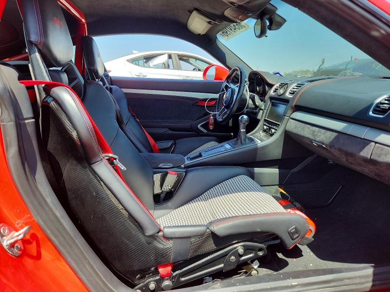 Photo 10 from auction – 2016 PORSCHE CAYMAN with VIN WP0AC2A82GK192399
