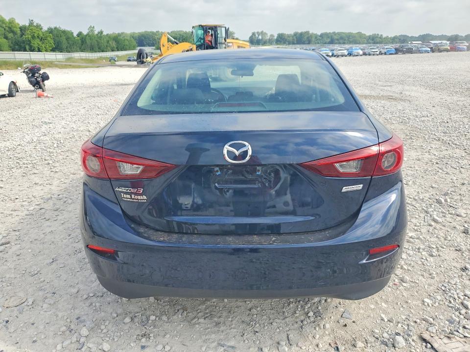 Foto 6 de la subasta – 2018 MAZDA 3 con VIN 3MZBN1U79JM184888