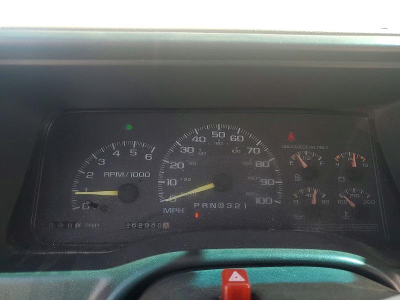 Photo 9 from auction – 1998 CHEVROLET GMT-400 with VIN 2GCEK19R8W1247027