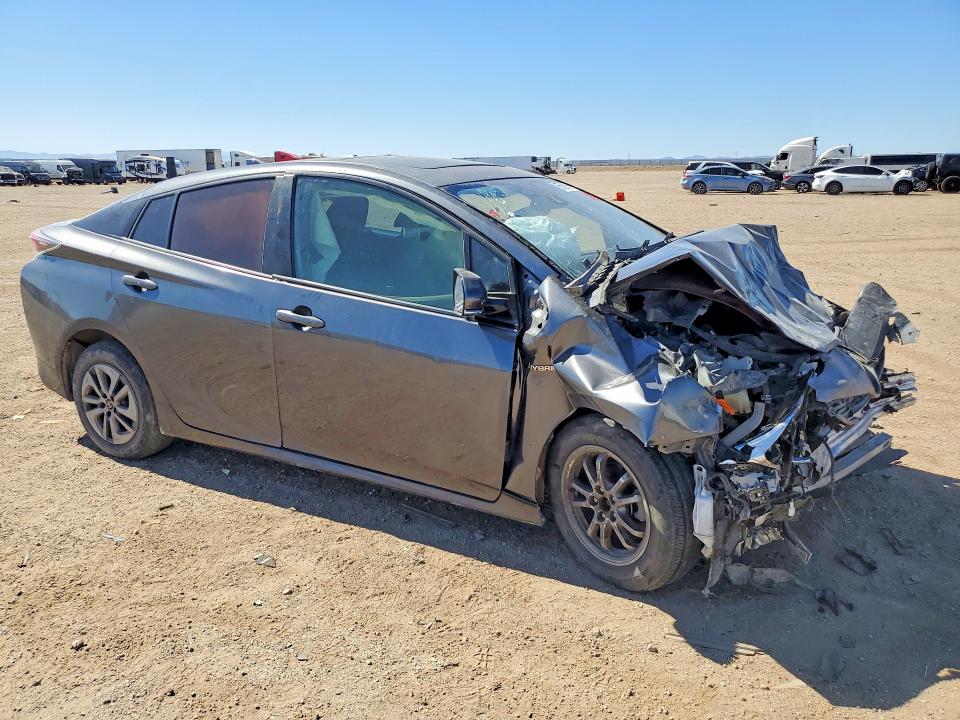 Photo 4 from auction – 2016 TOYOTA PRIUS with VIN JTDKARFU9G3027291