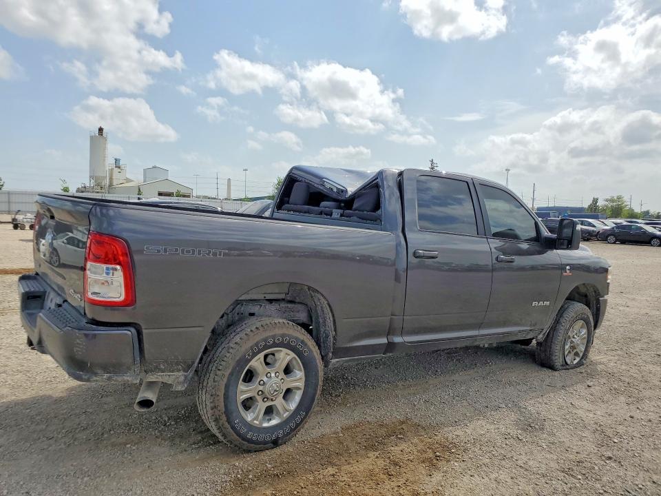 Photo 3 from auction – 2024 RAM 2500 with VIN 3C6UR5DL8RG238901