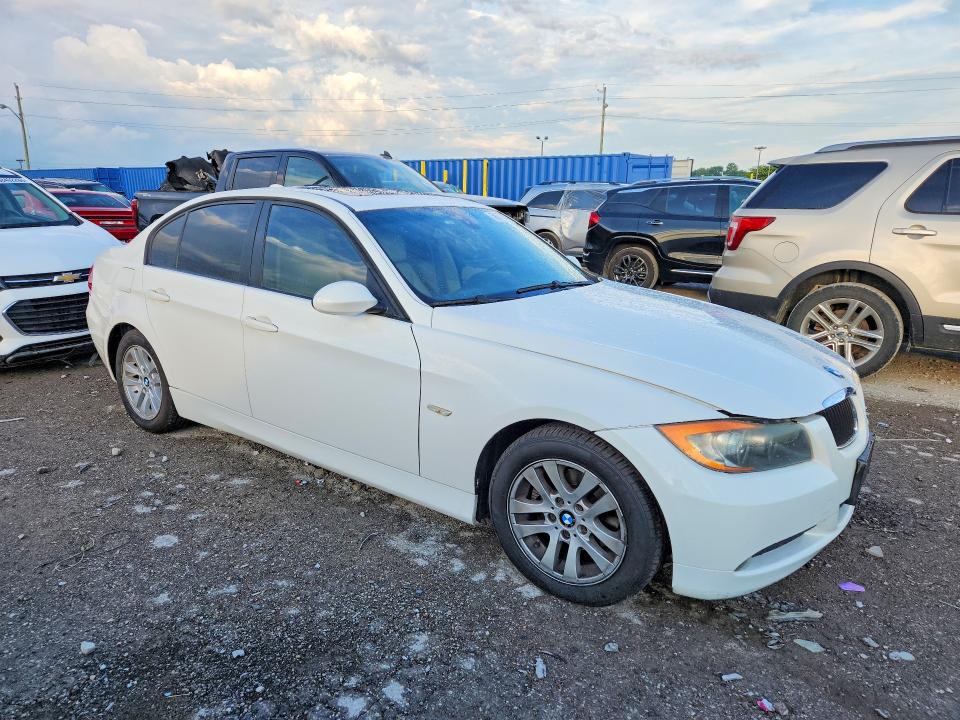 صورة رقم 4 من المزاد - 2007 BMW 328 مع VIN WBAVA33597KX75890