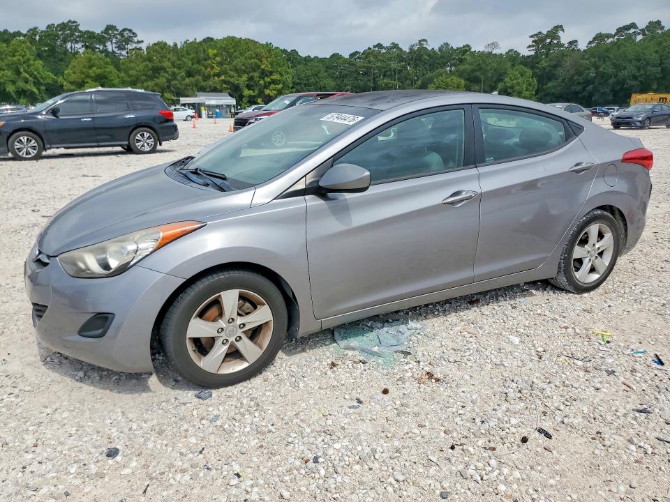 HYUNDAI ELANTRA 2011 with VIN KMHDH4AE2BU106713 - Photo from auction
